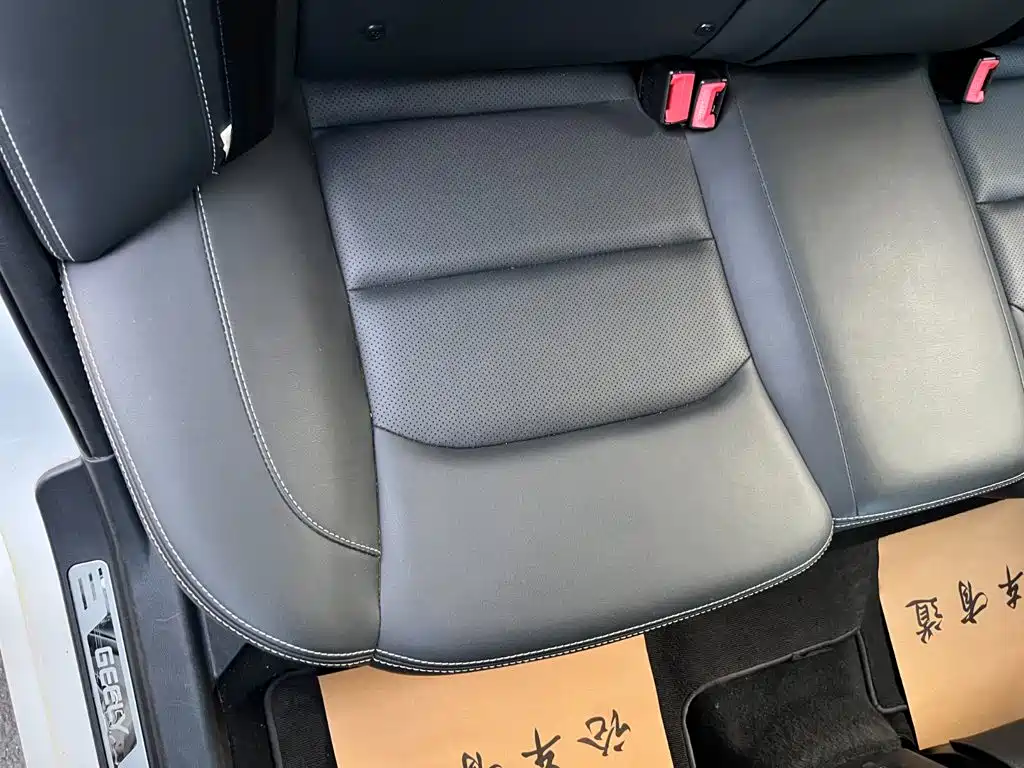 Geely Emgrand — миниатюра 20