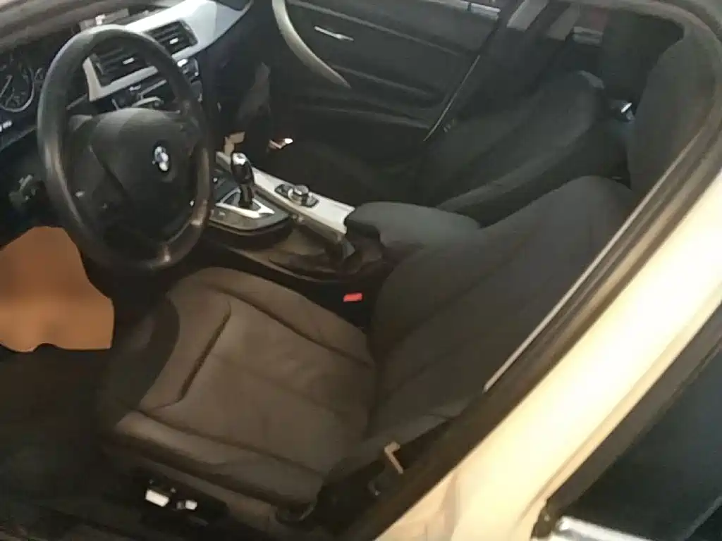 BMW 3 Series — миниатюра 15