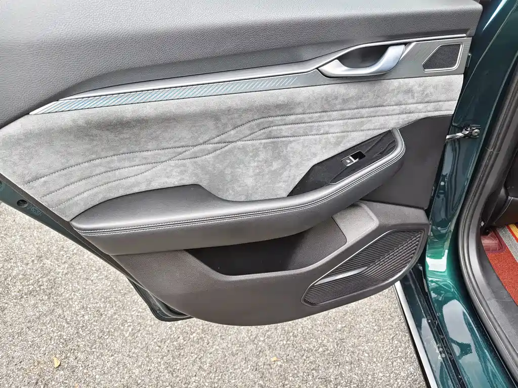 Geely Xingrui — миниатюра 13