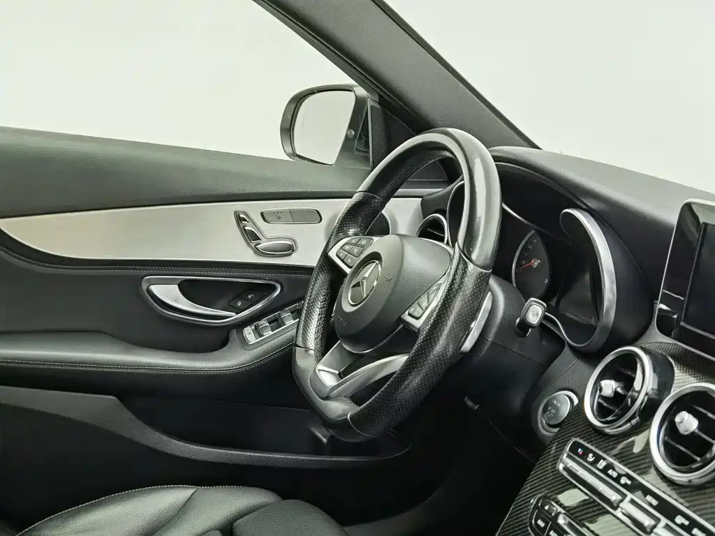 Mercedes-Benz C-Class — миниатюра 22