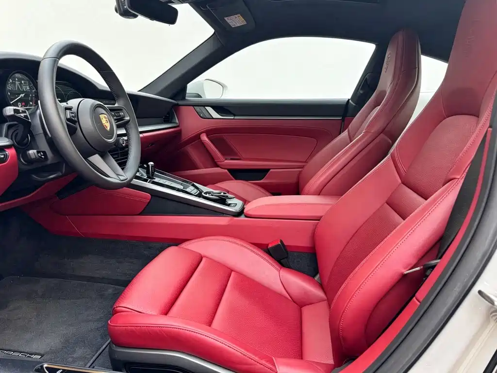 Porsche 911 2023 Carrera 3.0T
