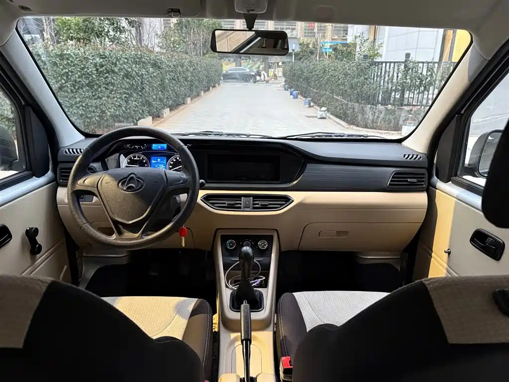 CHANGAN CROSS STAR V3