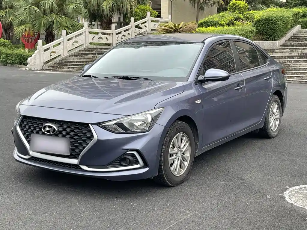 Hyundai Elantra — миниатюра 2