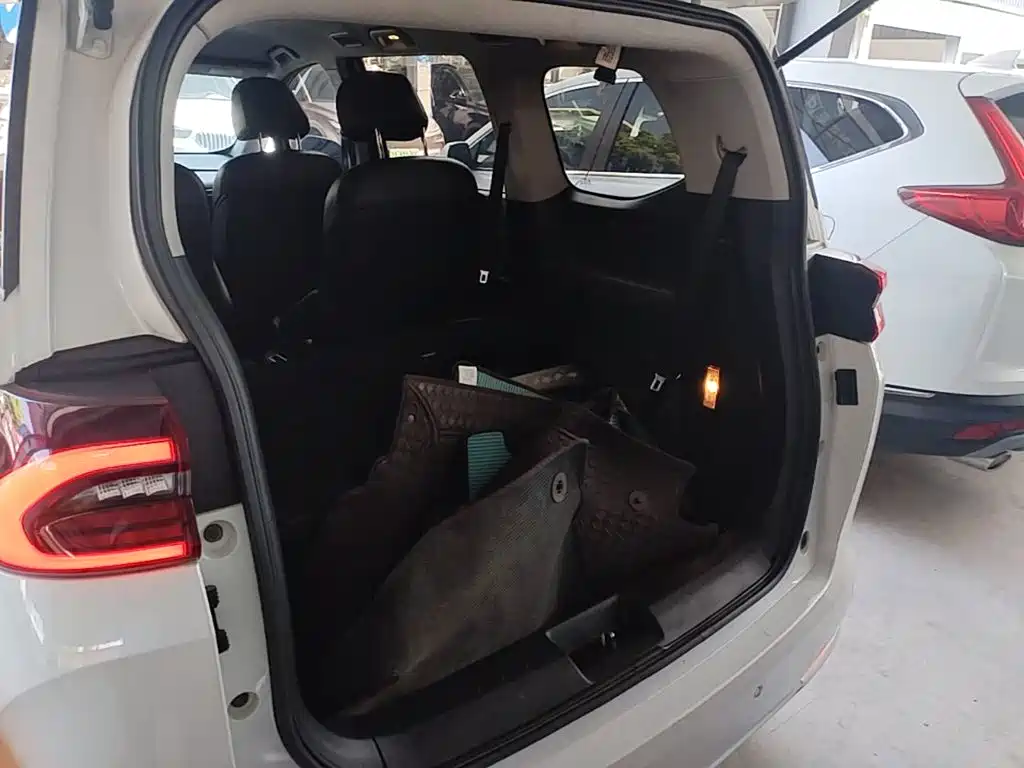 GAC Motor Trumpchi M6 — миниатюра 19
