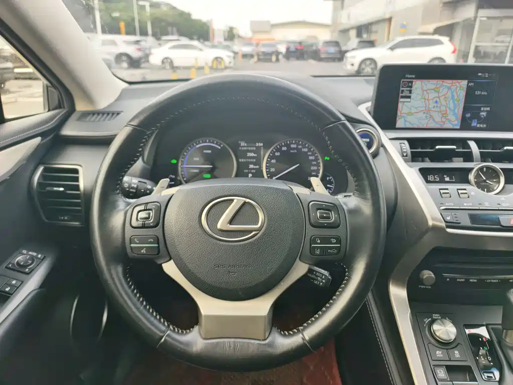 Lexus NX — миниатюра 13