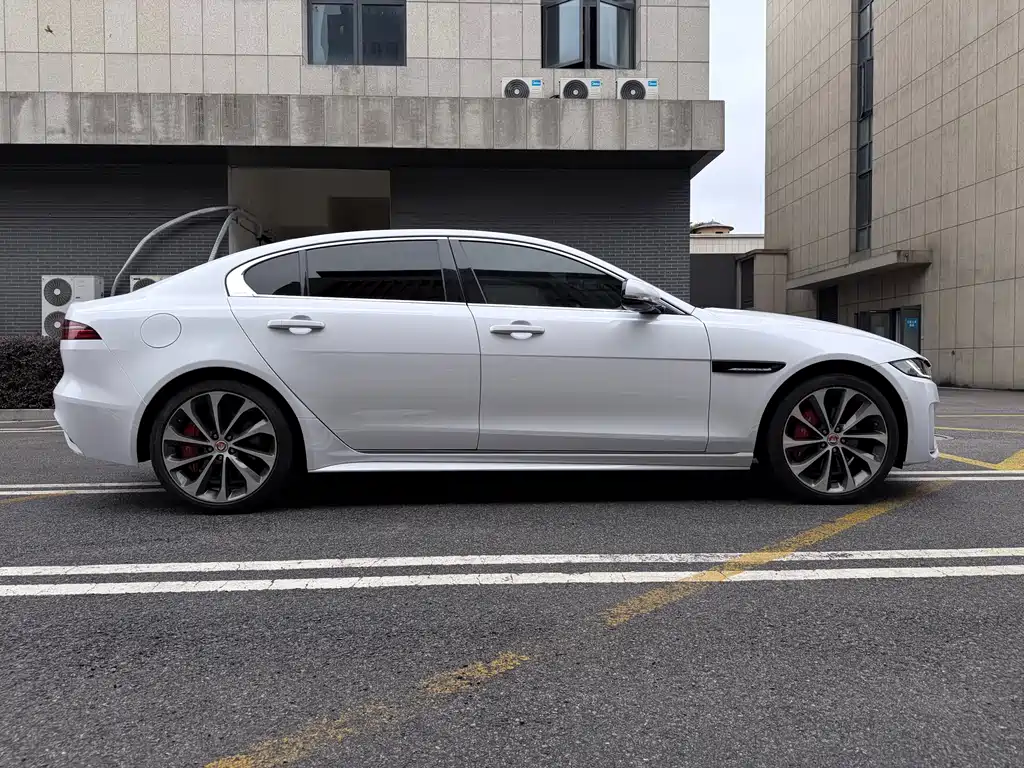 JAGUAR XEL