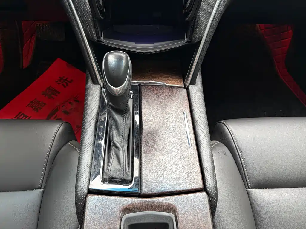 Cadillac XTS — миниатюра 13