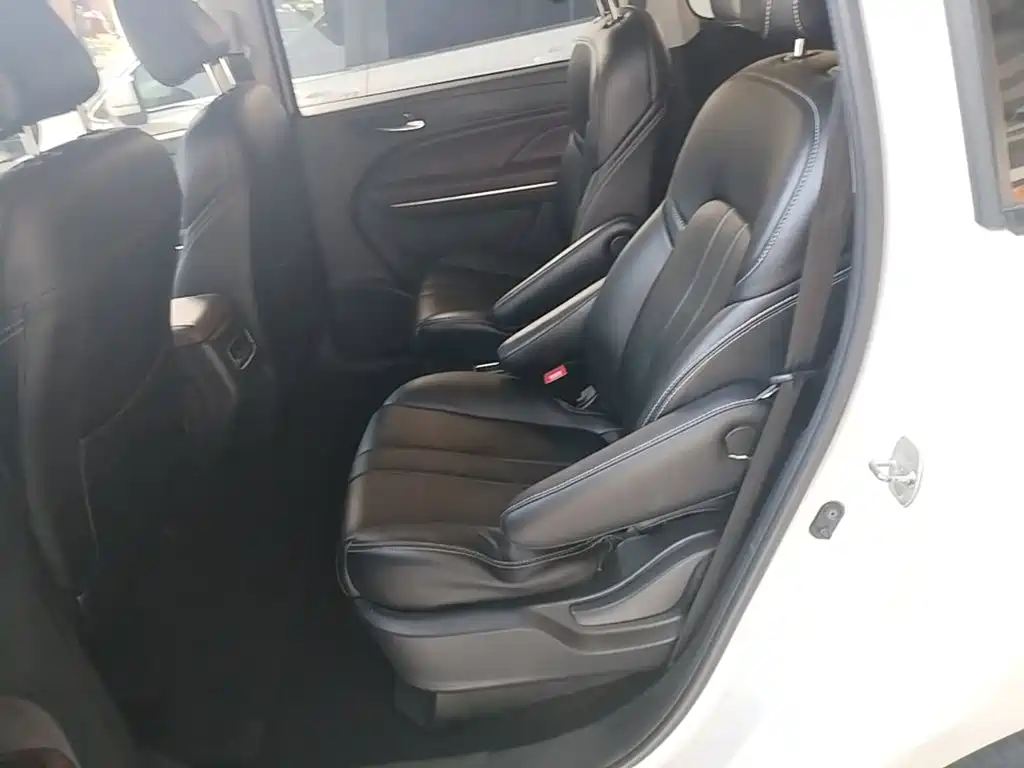 GAC Motor Trumpchi M6 — миниатюра 17