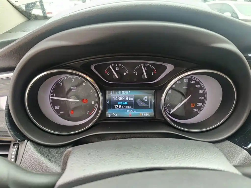 Buick Envision Plus — миниатюра 12