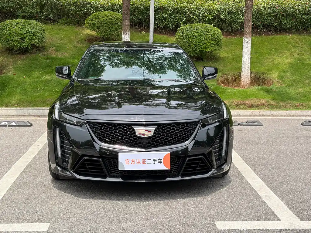 Cadillac CT5 — миниатюра 2