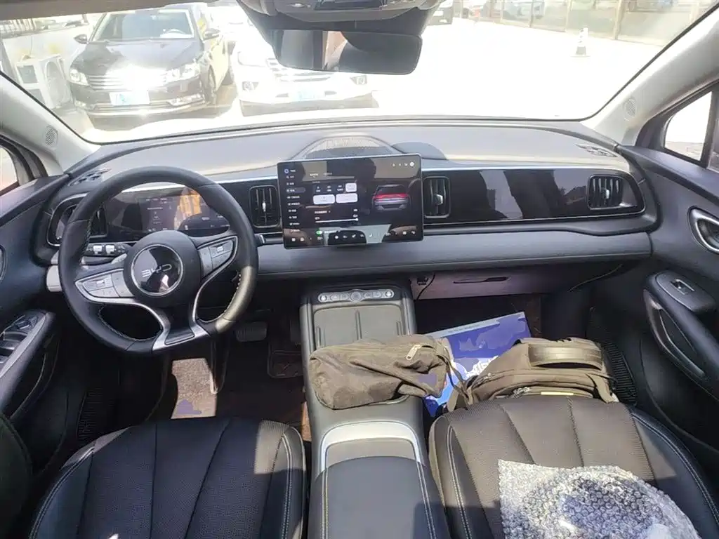BYD 05 EV 2025 520KM
