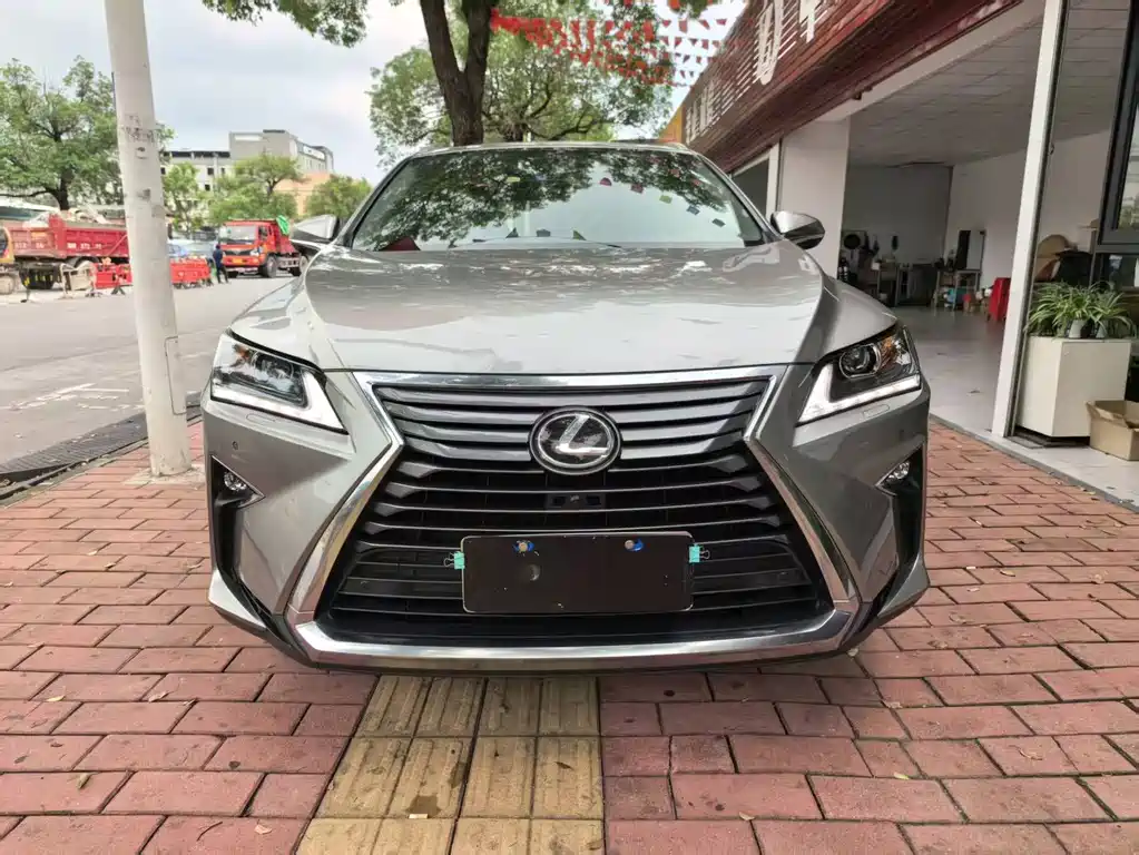 Купить Lexus RX