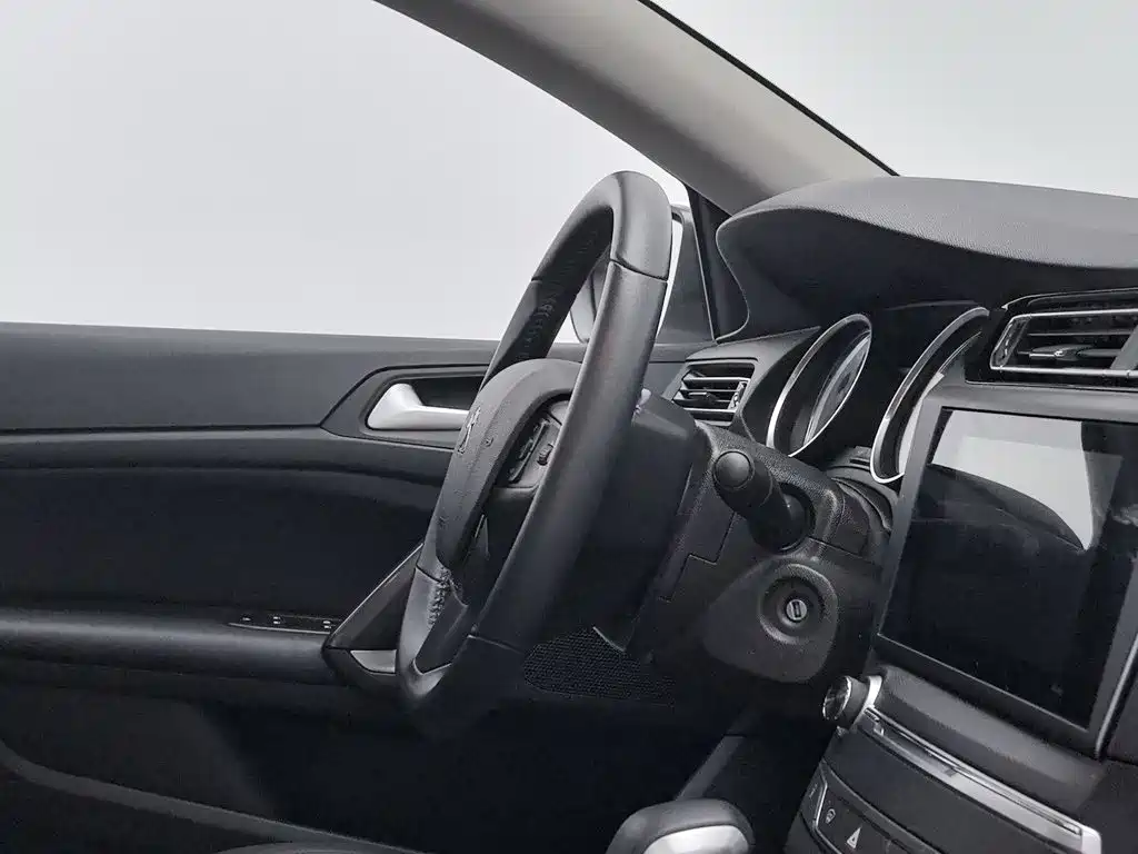 Peugeot 408 — миниатюра 22