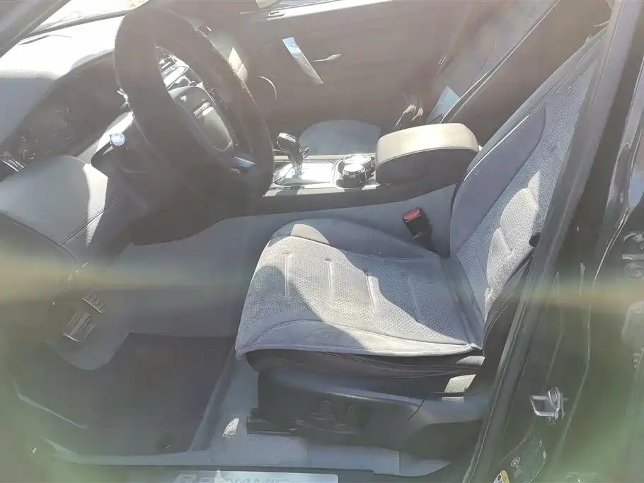 LAND ROVER DISCOVER NEW ENERGY SOURCES FOR SPORTS