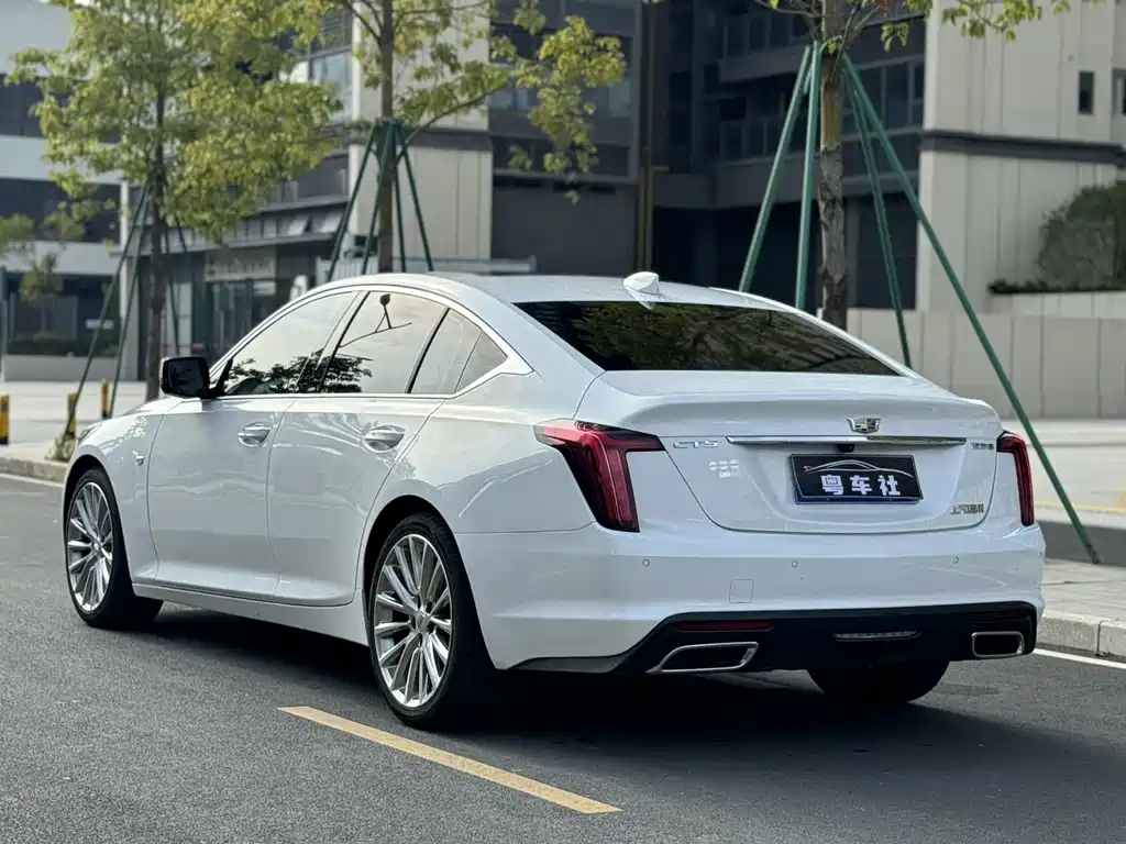 CADILLAC CT5