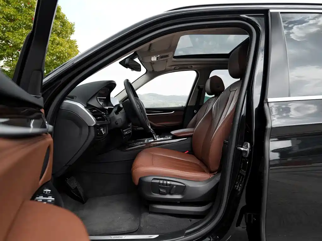 BMW X5 (Import) — миниатюра 6