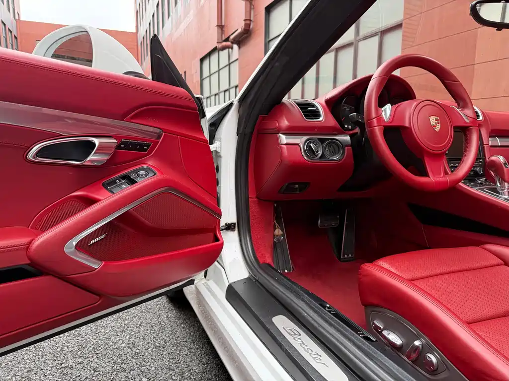 Porsche Boxster — миниатюра 13