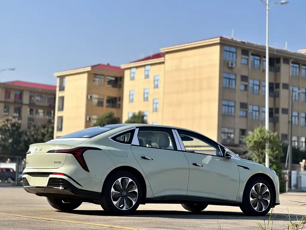 Hongqi HONGQI TIANGONG 05