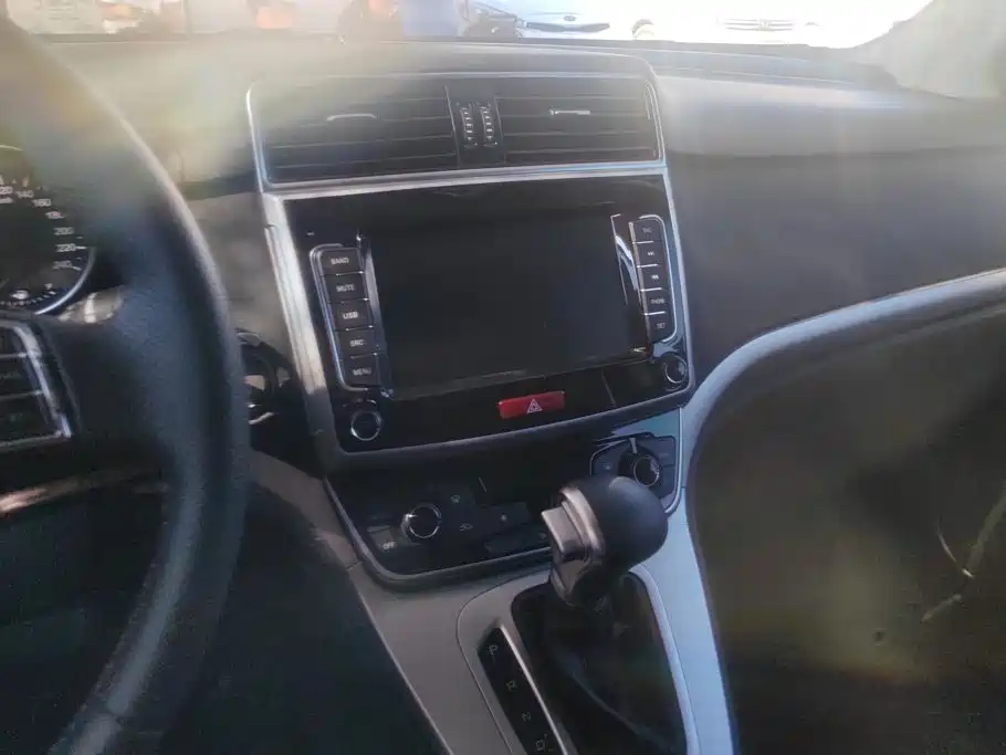 Haval M6 — миниатюра 13