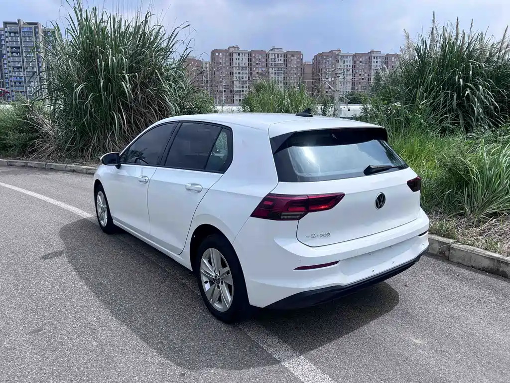 Volkswagen Golf — миниатюра 6
