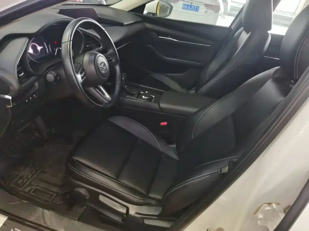 Mazda 3 Axela — миниатюра 15