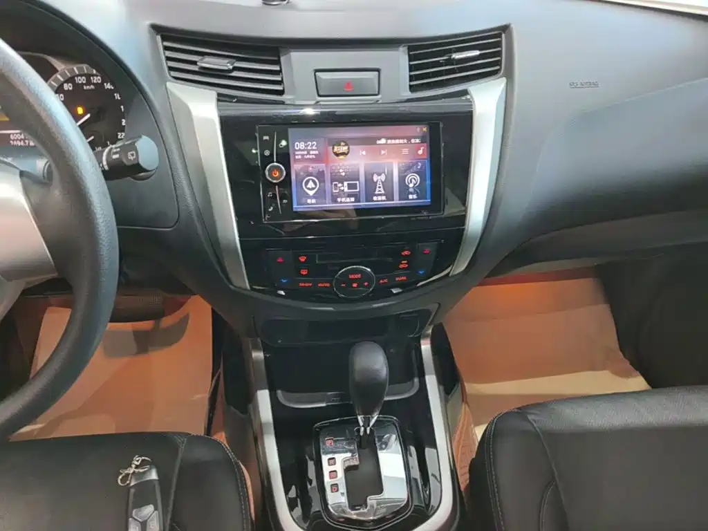Nissan Terra — миниатюра 13