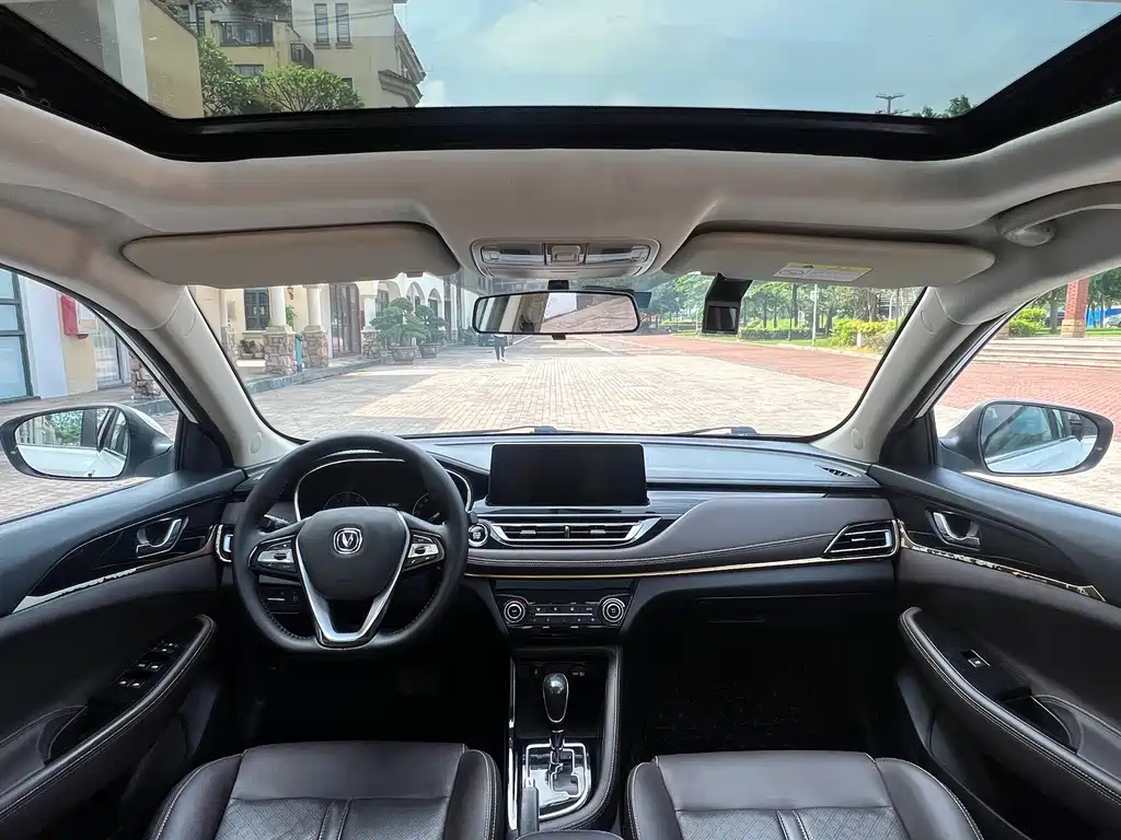 Changan Eado DT — миниатюра 5