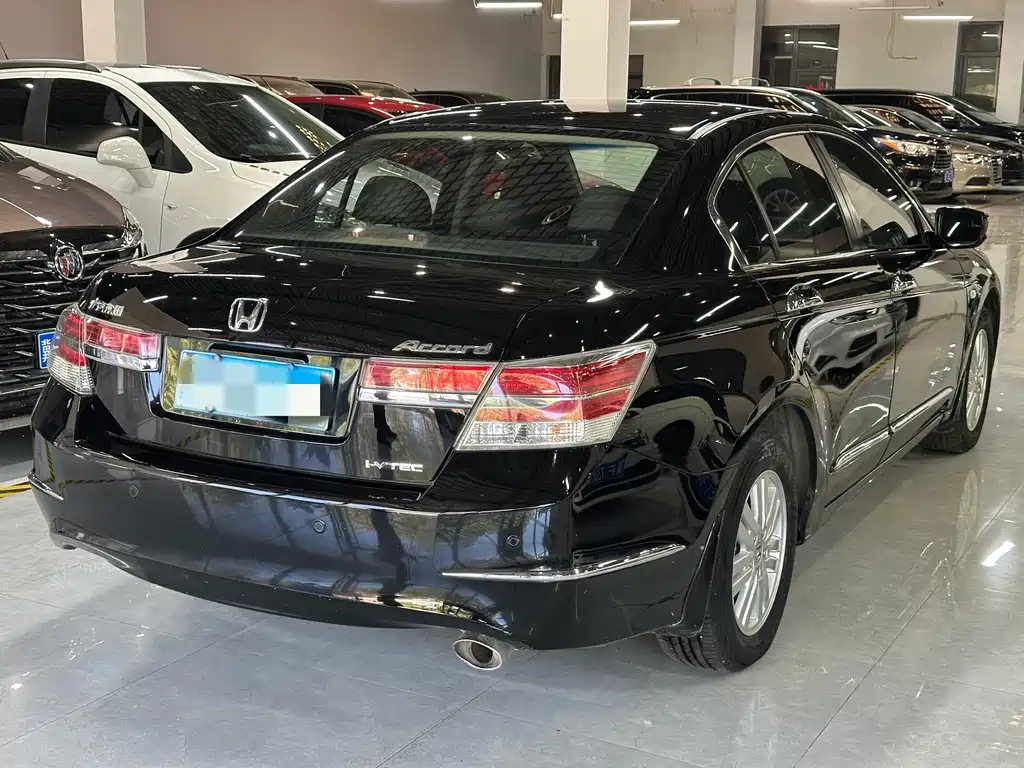 Honda Accord — миниатюра 6