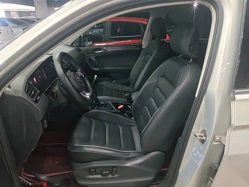 Volkswagen Tiguan L — миниатюра 15