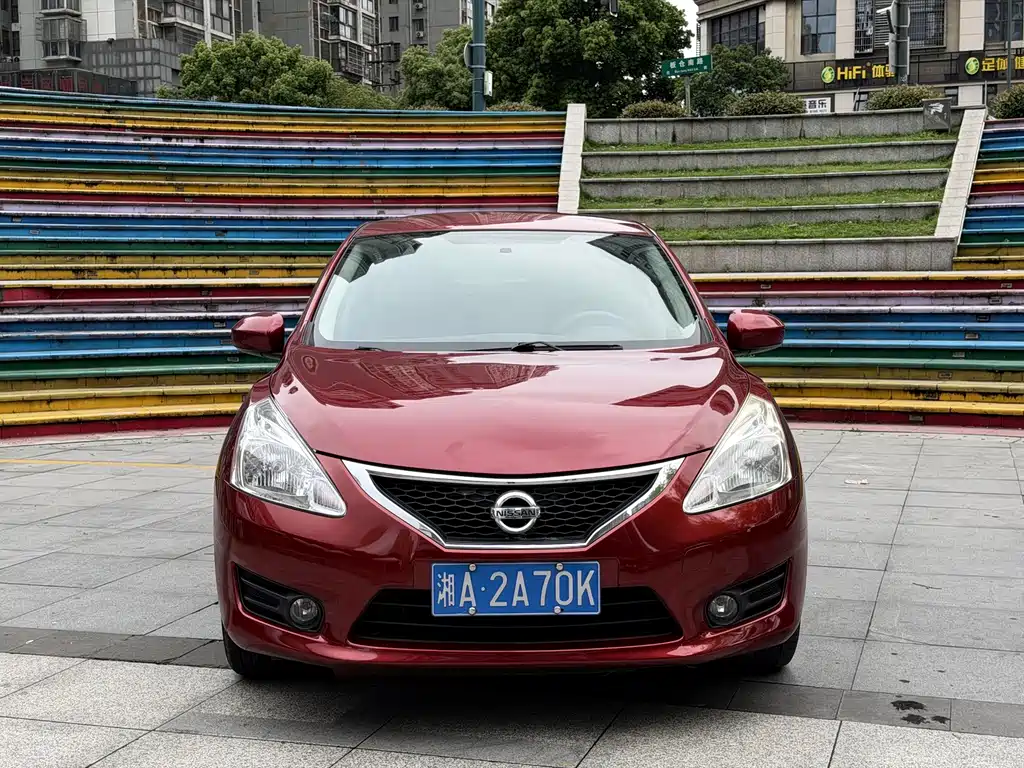 Nissan Tiida — миниатюра 2