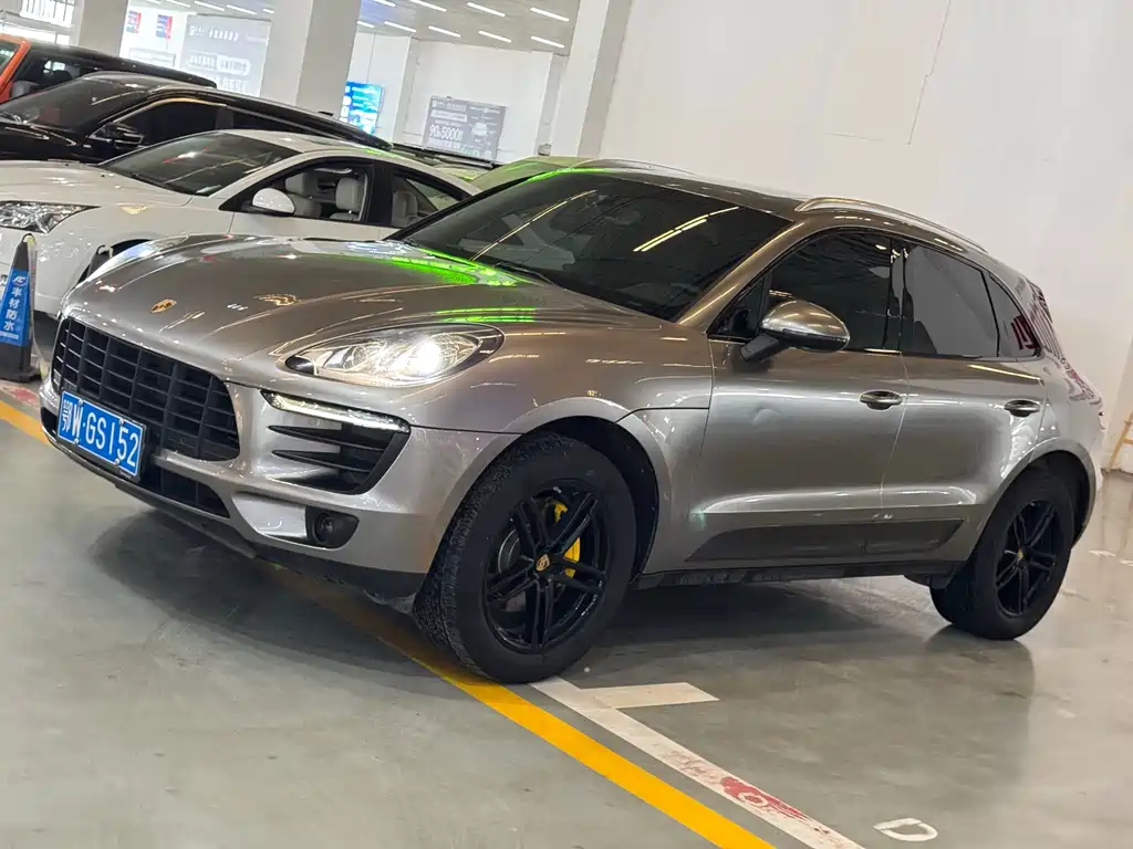 Porsche Macan 2016