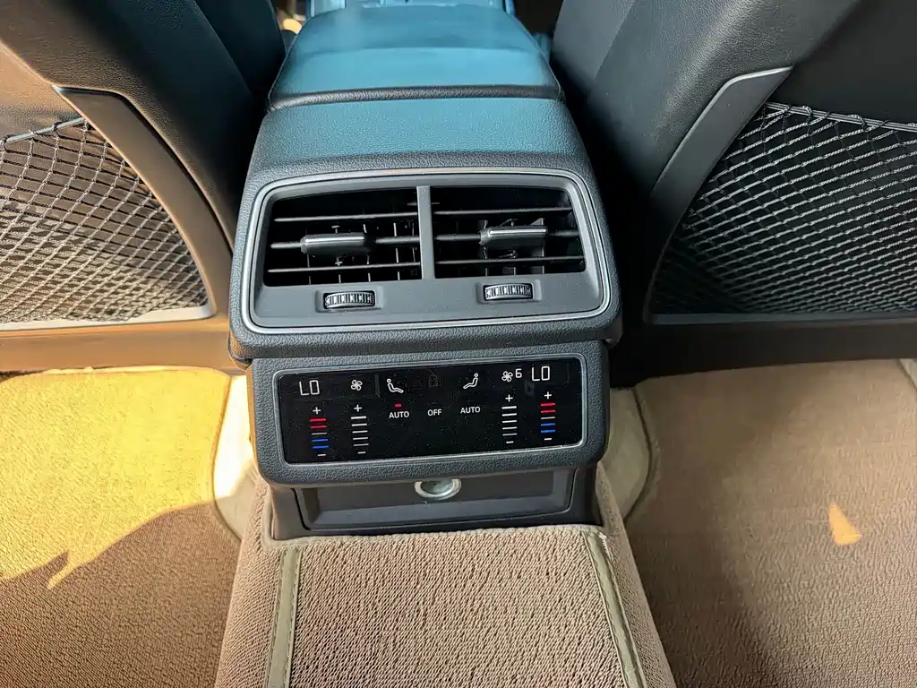 Audi A6L — миниатюра 15