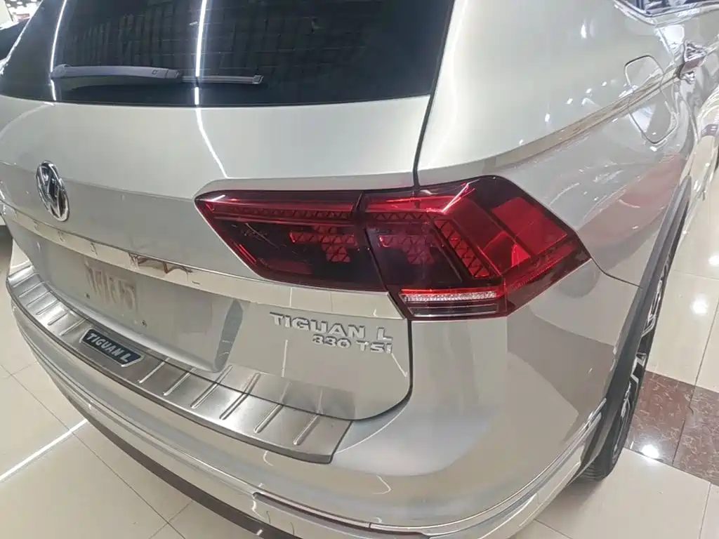Volkswagen Tiguan L — миниатюра 8