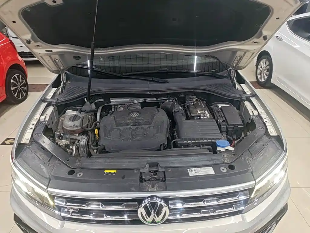 Volkswagen Tiguan L — миниатюра 20