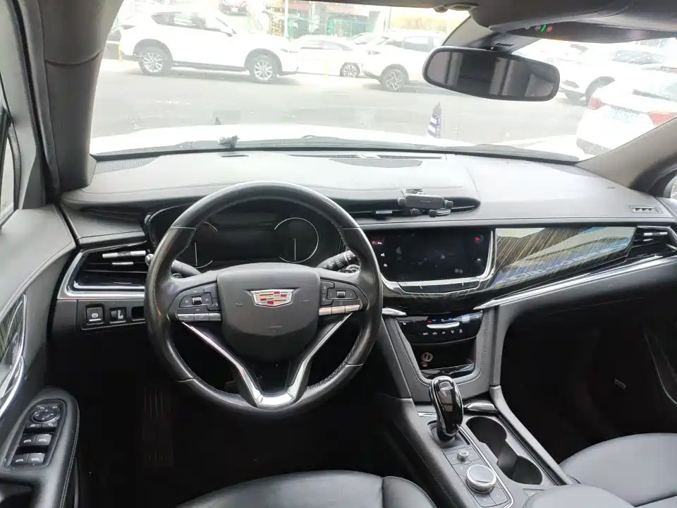 Cadillac XT6 — миниатюра 6