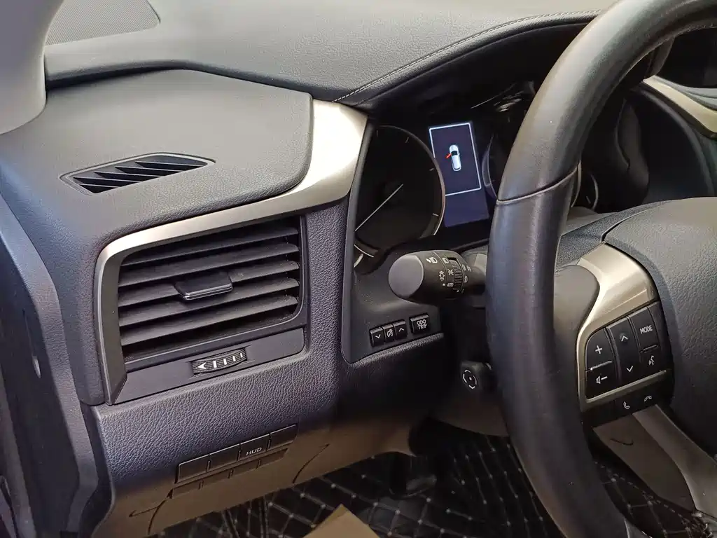 Lexus RX — миниатюра 11