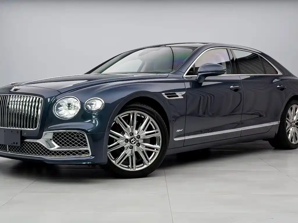 Bentley Flying Spur PHEV 2.9T V6 Hybrid, фото 2