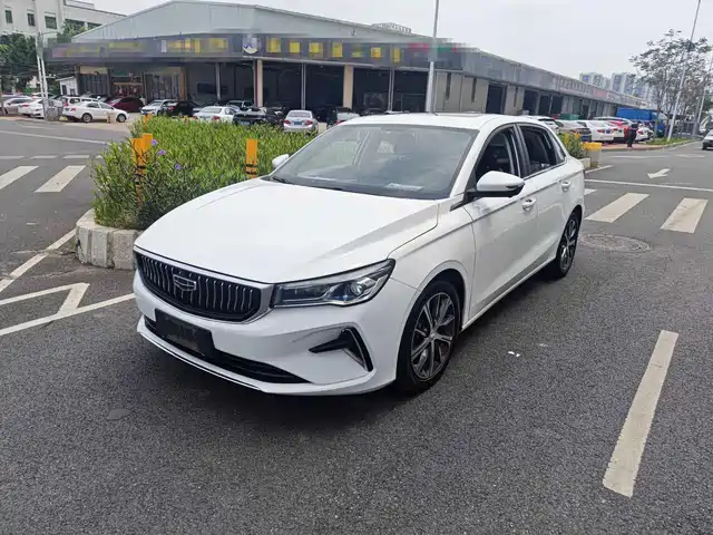 2022 Geely Emgrand GT