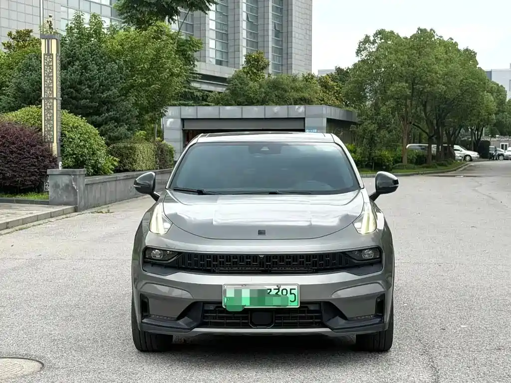 Lynk & Co 05 EM-P — миниатюра 2