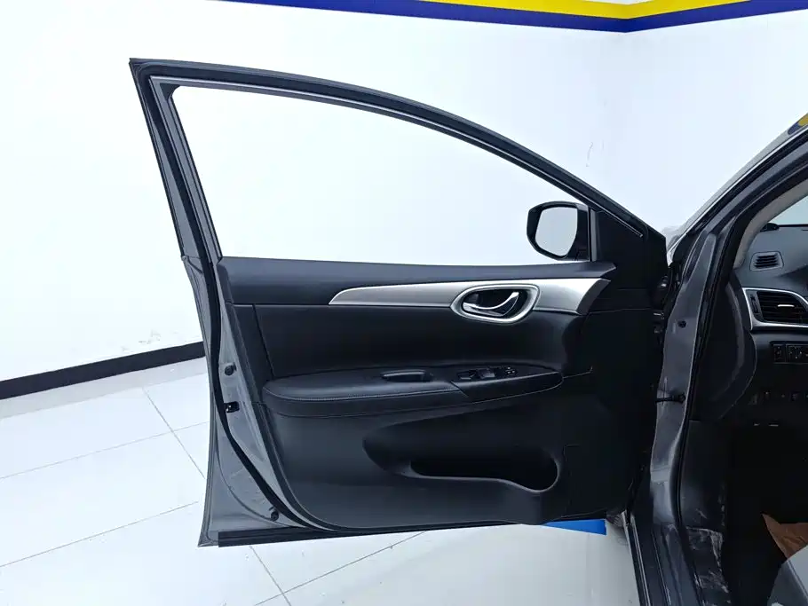 Nissan Sylphy — миниатюра 7