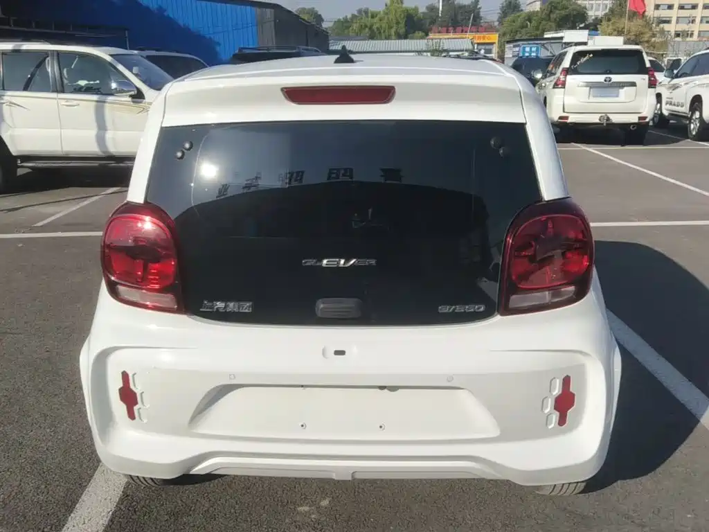 Roewe Clever — миниатюра 6