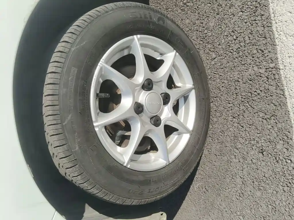 Roewe Clever — миниатюра 23