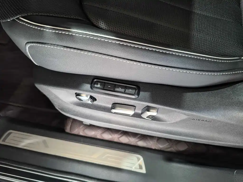 Volkswagen Teramont — миниатюра 12