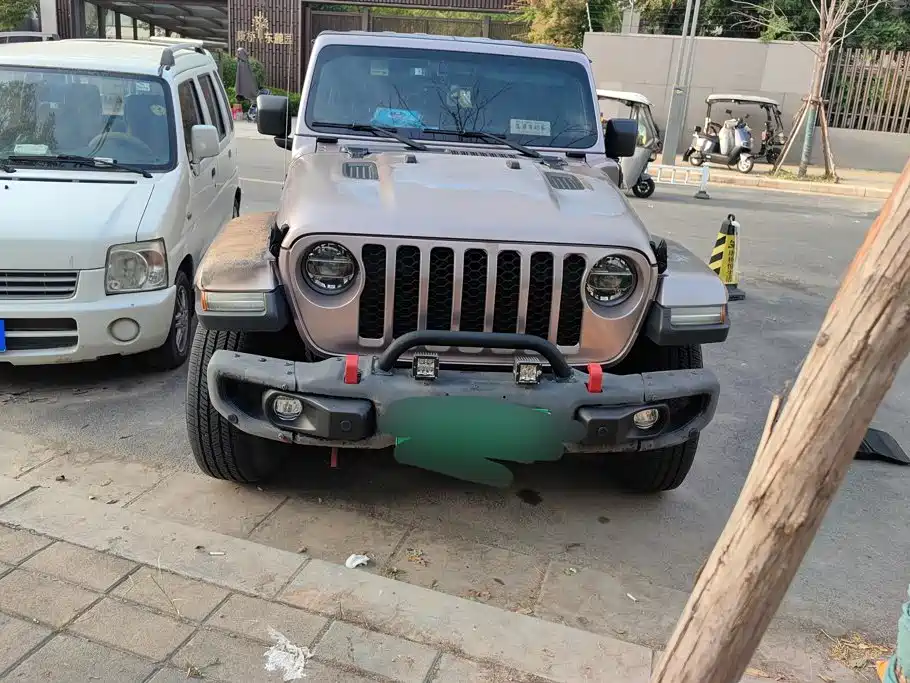 Jeep Wrangler PHEV — миниатюра 2