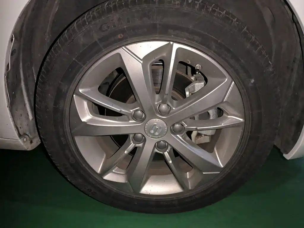 Geely Emgrand GL — миниатюра 24