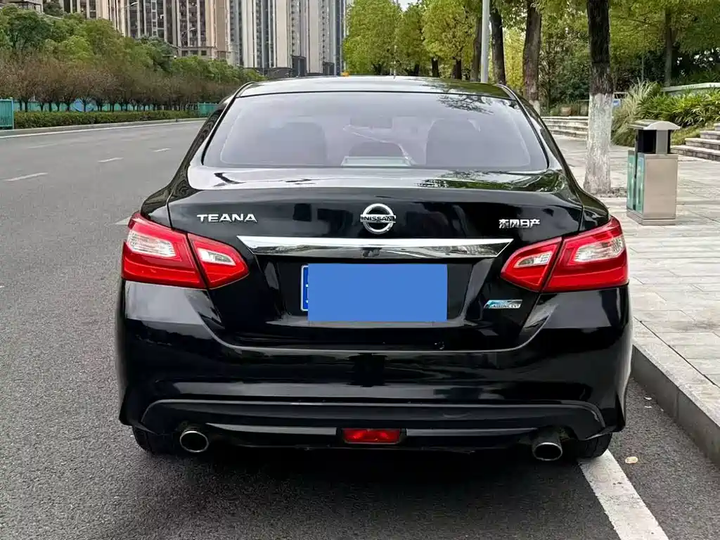 Nissan Teana — миниатюра 8