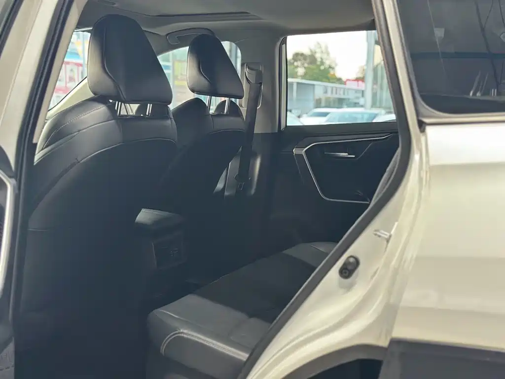Toyota Wildlander — миниатюра 7
