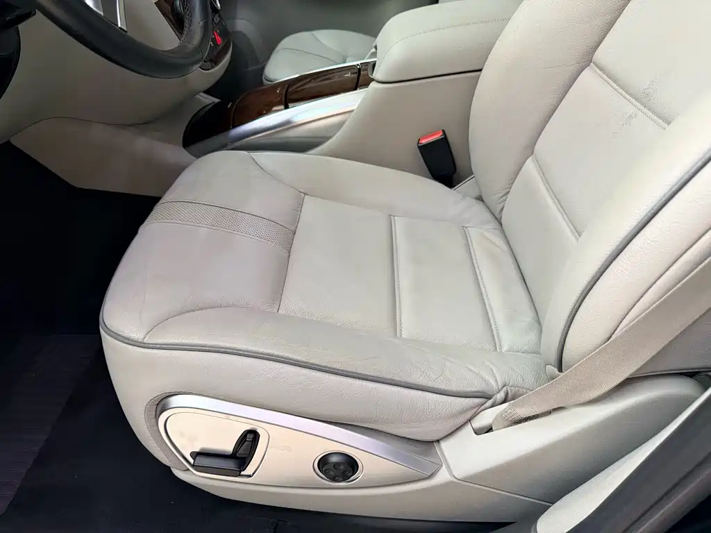 Mercedes-Benz R-Class — миниатюра 13