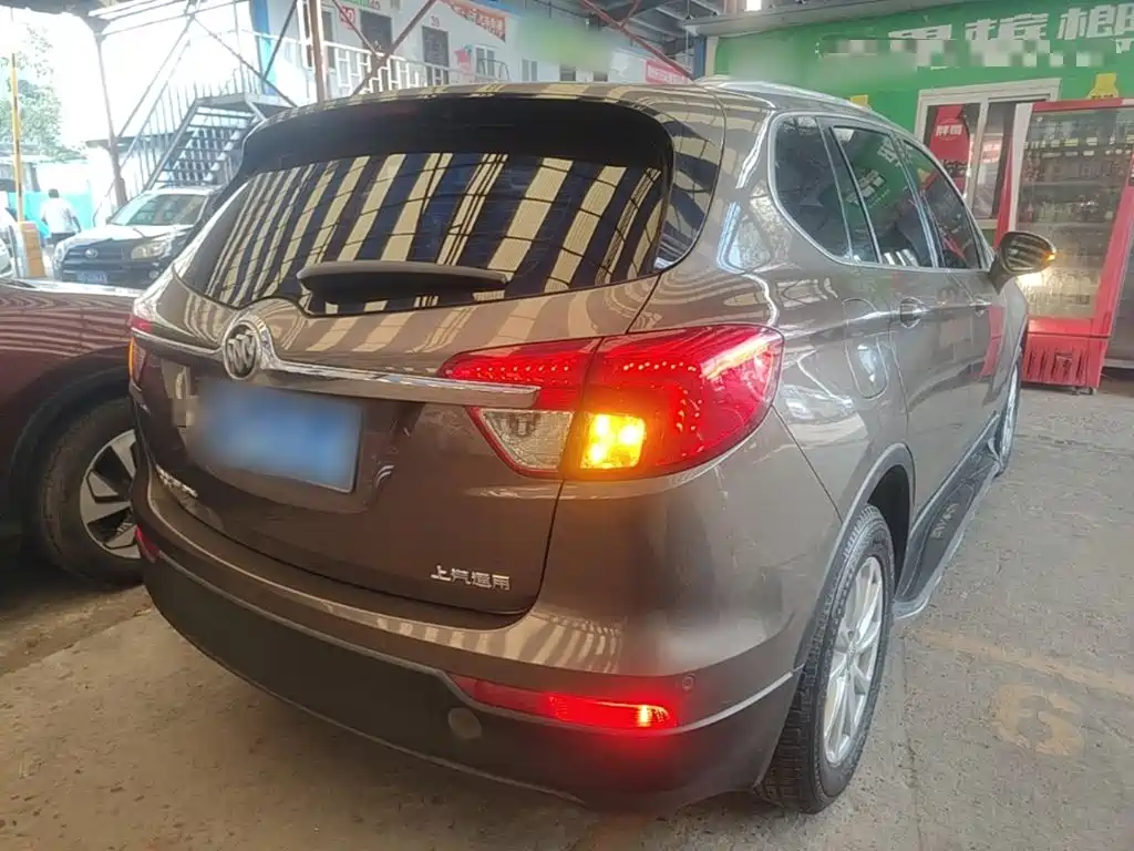 Buick Envision Plus — миниатюра 7