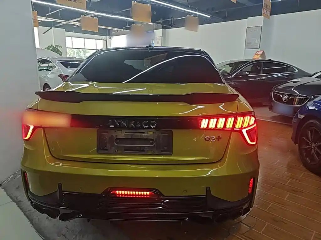 Lynk & Co 03 — миниатюра 6